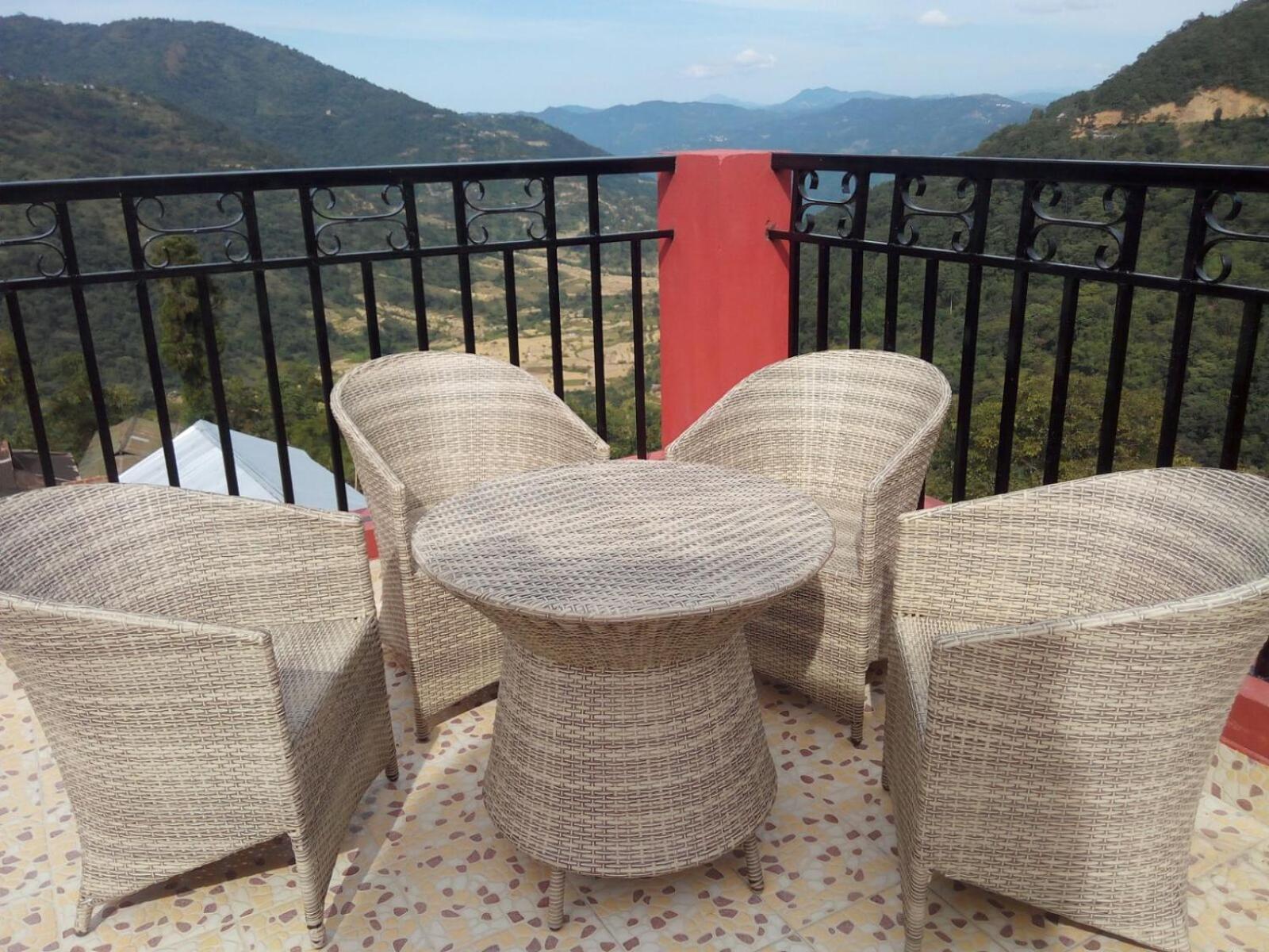 Dovipie Inn Kohima Экстерьер фото